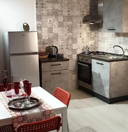 Casa Di Tilde Apartment Наполи Екстериор снимка